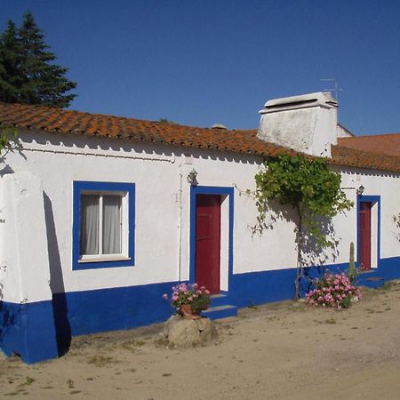 Monte Da Serralheira Agro Turismo Évora Exterior foto